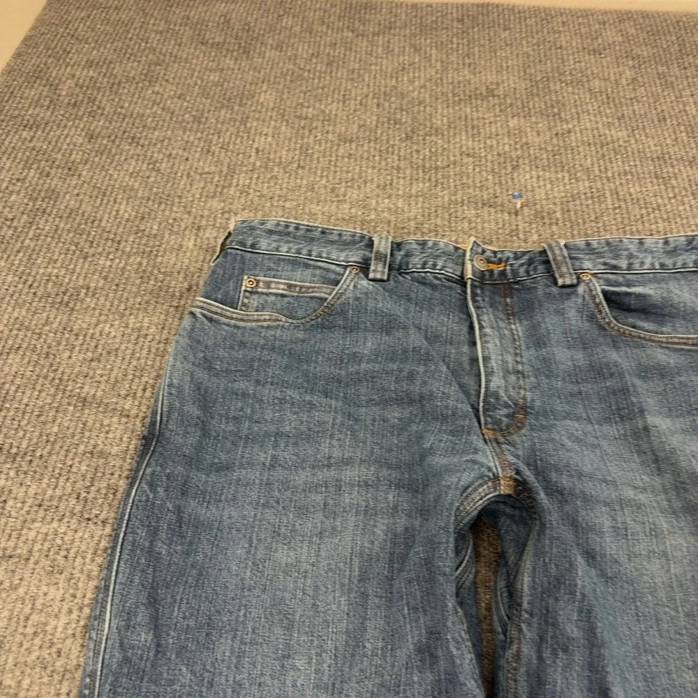Duluth Trading Co waist flat